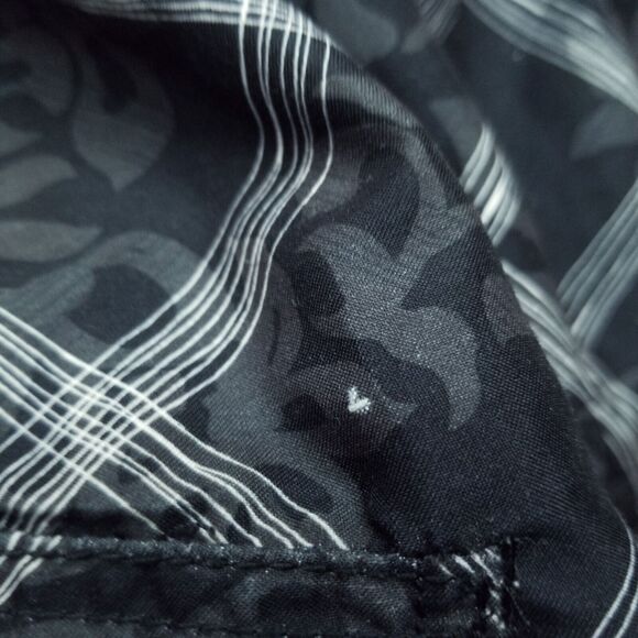 Rawlings Men's L Floral Black Trunks Swimwear 100% Polyester 35" 6" 13.5" - Picture 4 of 11